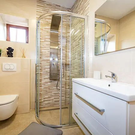 Two With Pool And Jacuzzi, Marin, *