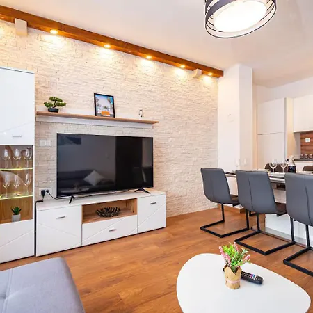 וילה Two With Pool And Jacuzzi, Marin,