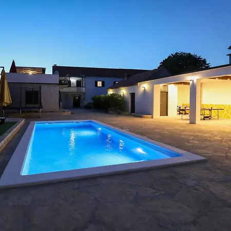 Two With Pool And Jacuzzi, Marin,