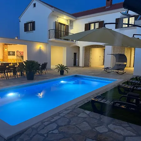 וילה Two With Pool And Jacuzzi, Marin, *