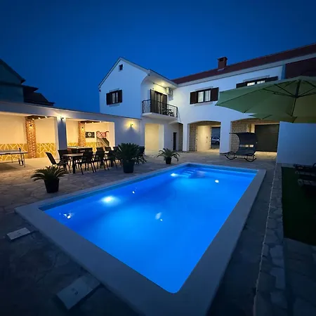 Two With Pool And Jacuzzi, Marin, *